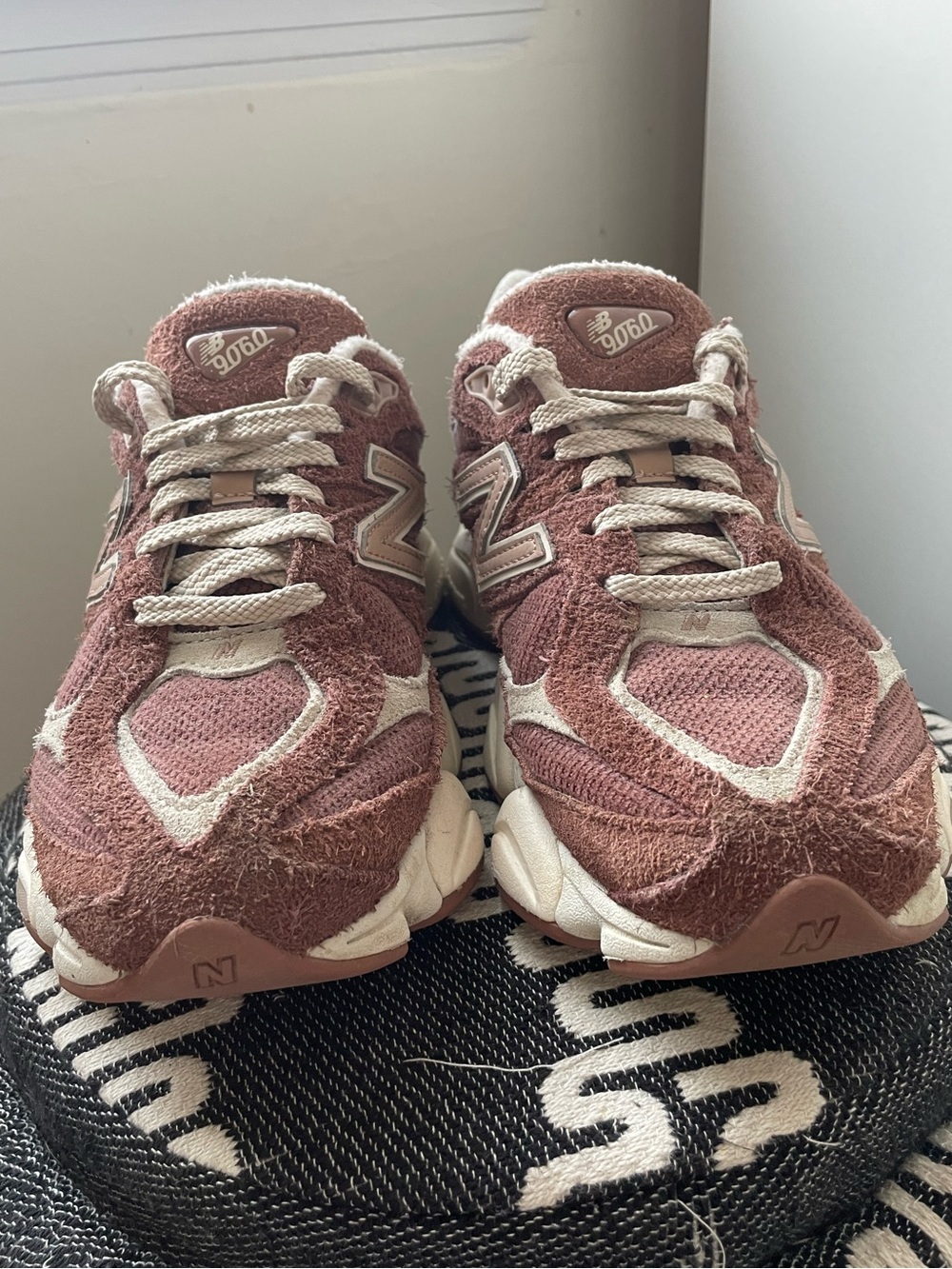 New Balance 9060 Rich Oak / Timber Wolf - Picture 4 of 11